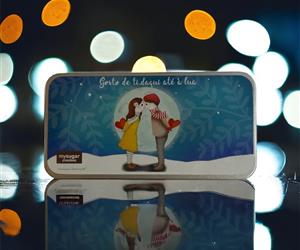 Lata c/ tablete - Namorados