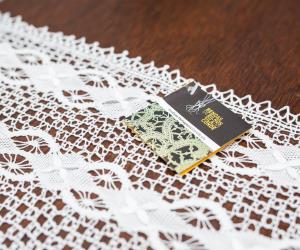 Pano de Consola ou Cómoda - Renda de Bilros