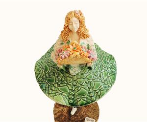 Escultura Menina "Menina Esperança"