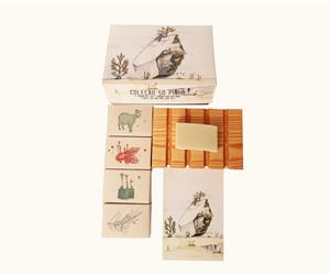 Conjunto "Saboneteira e 4 sabonetes"